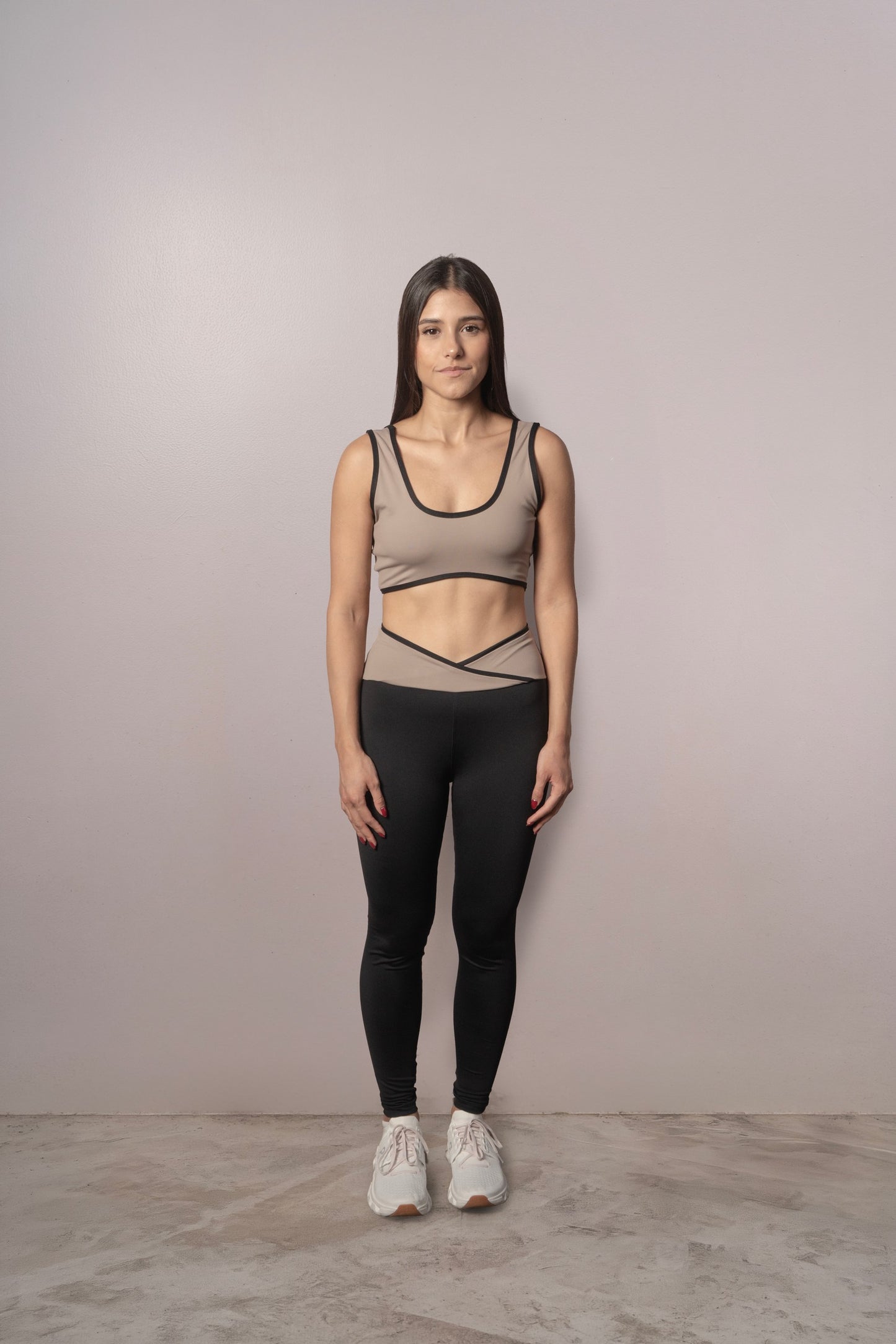 Set combinado top + Legging (negro beige)